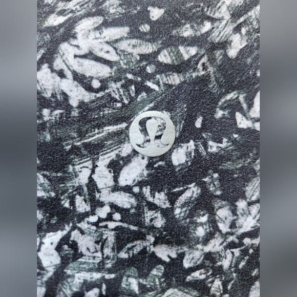 lululemon Align™ High-Rise Crop 21" size:4, blossom overlay starlight multi - Picture 2 of 4